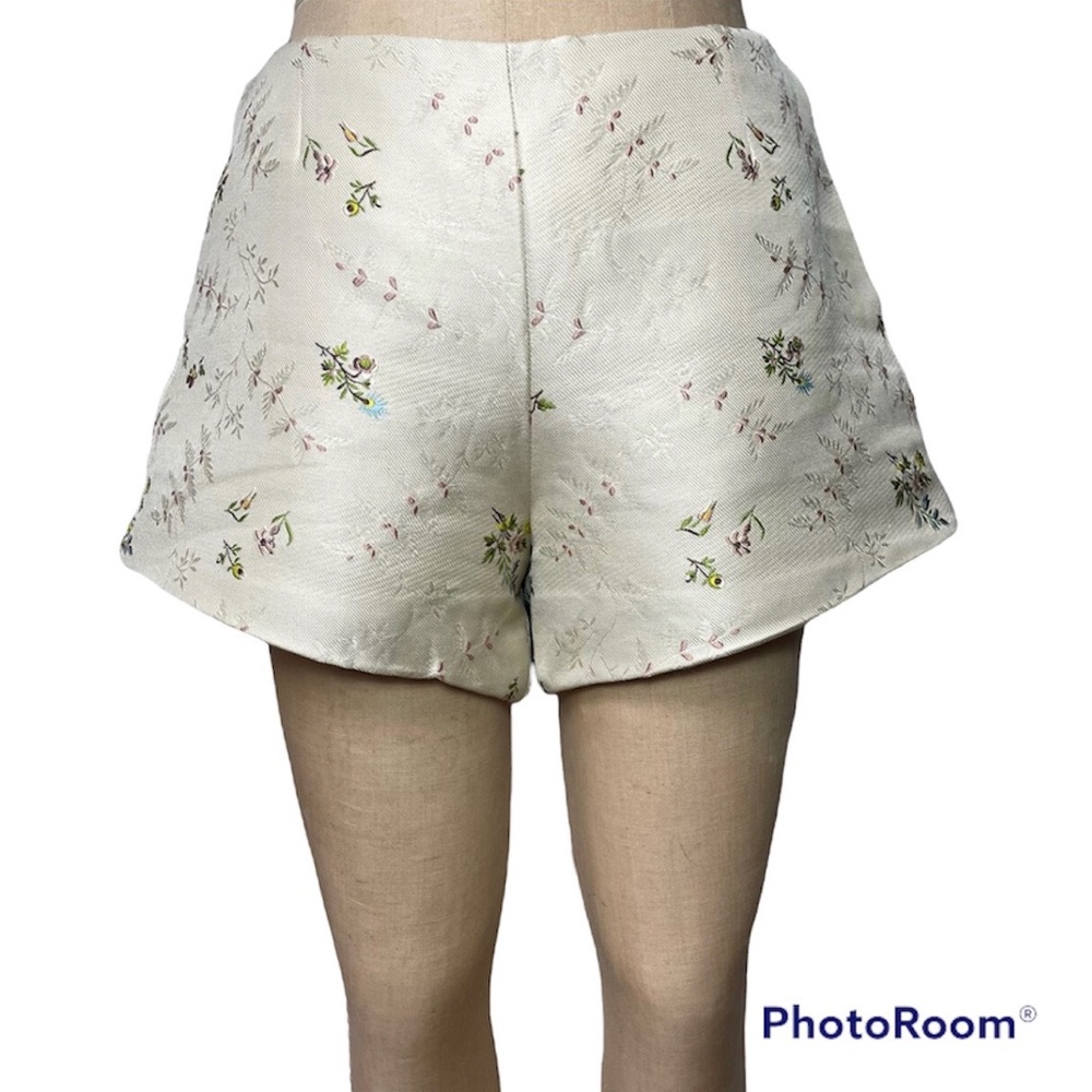 Harvey Faircloth floral jacquard shorts with pockets size S